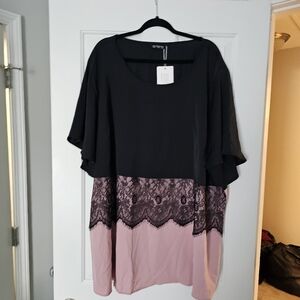 BloomChic Black and Pink Lace Blouse Size 28